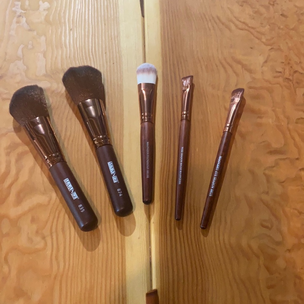 BN Maange professional makeup brush set 20 pieces